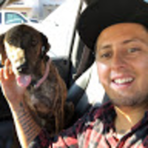 Meet your Posher, Luis - Picture 1 of 1